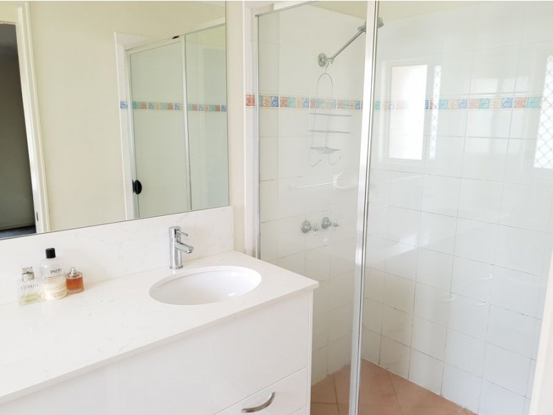 86 James Josey Avenue, Springfield Lakes QLD 4300