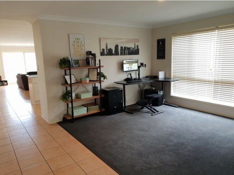 86 James Josey Avenue, Springfield Lakes QLD 4300