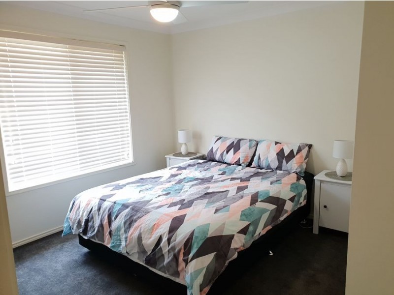 86 James Josey Avenue, Springfield Lakes QLD 4300