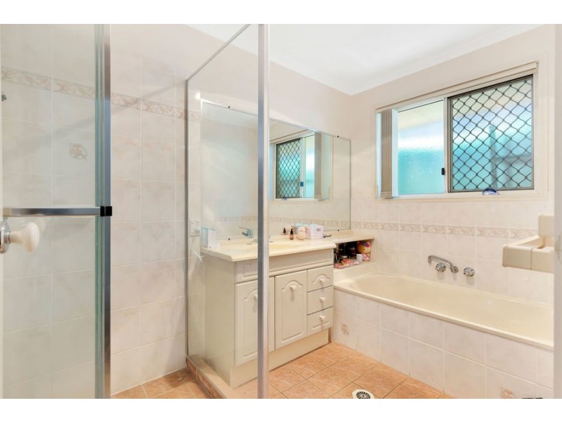 2 Timberline court, Springfield QLD 4300