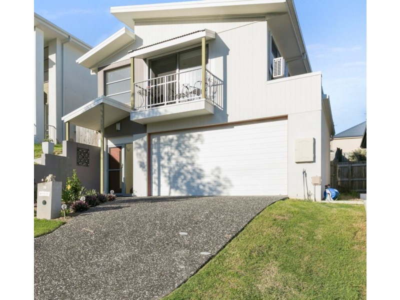32 Greentrees Terrace, Springfield Lakes QLD 4300