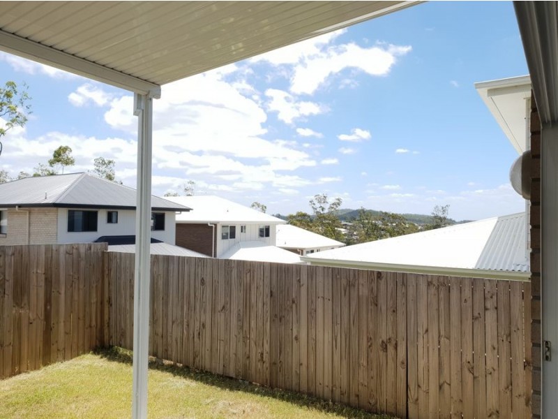 15 Madeira Street, Springfield Lakes QLD 4300