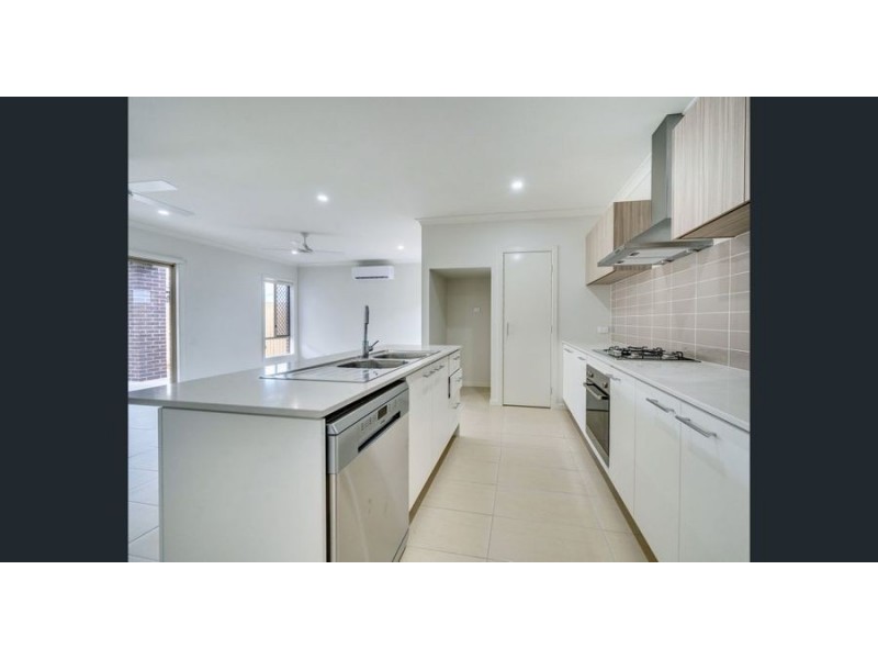 53 Dubai Circuit, Spring Mountain QLD 4124