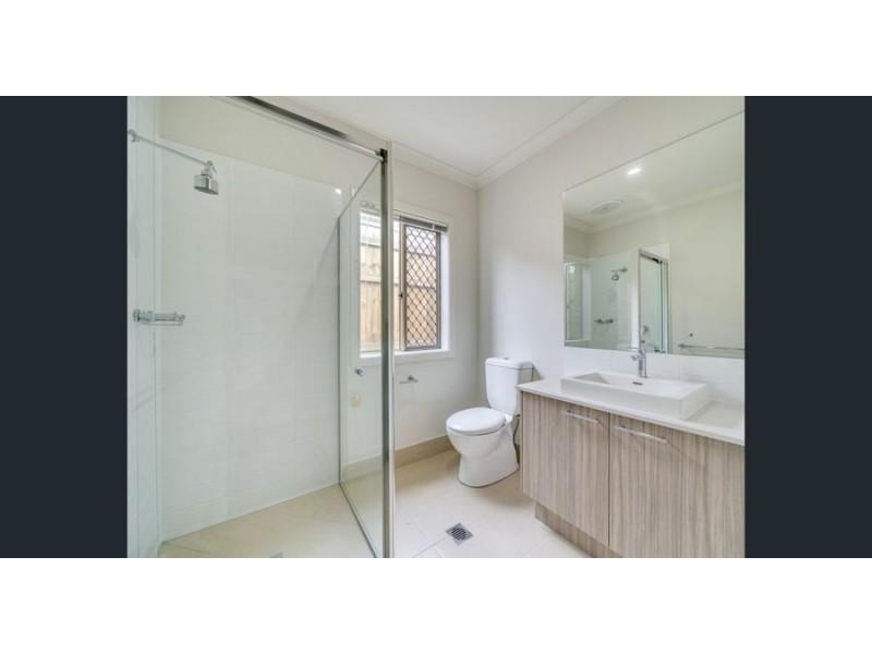 53 Dubai Circuit, Spring Mountain QLD 4124