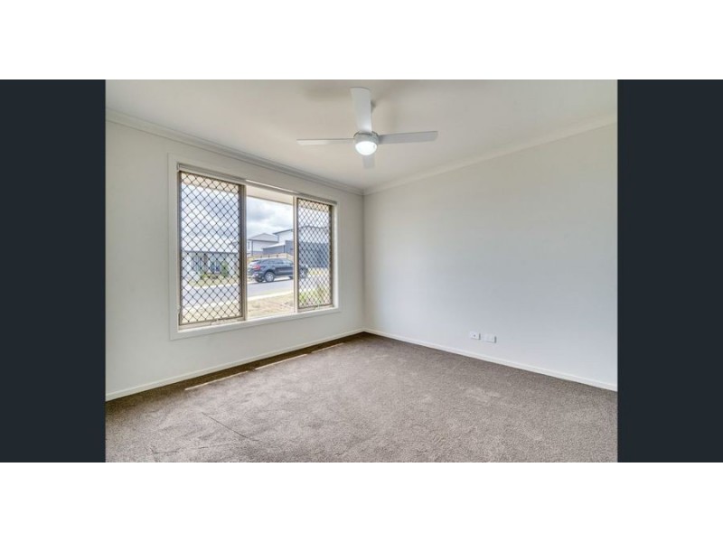 53 Dubai Circuit, Spring Mountain QLD 4124