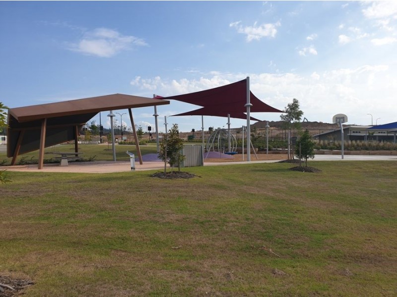 53 Dubai Circuit, Spring Mountain QLD 4124