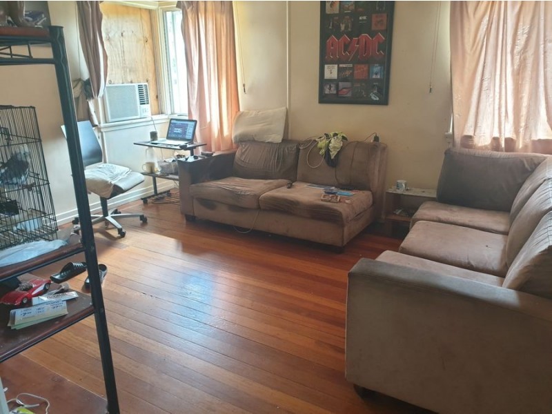 39 Vineyard Street, One Mile QLD 4305