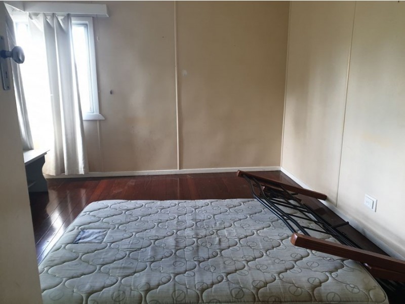 39 Vineyard Street, One Mile QLD 4305