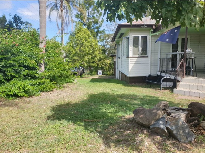 39 Vineyard Street, One Mile QLD 4305