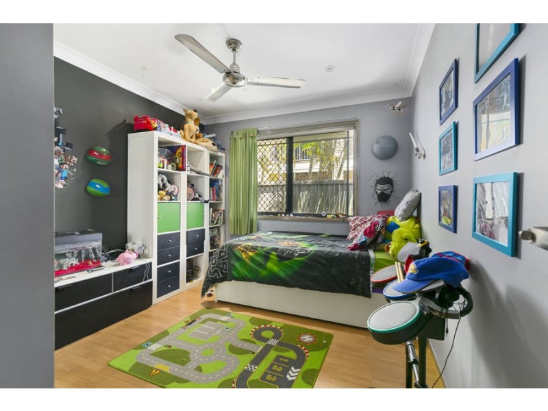 15 Shangrila Crescent, Springfield Lakes QLD 4300