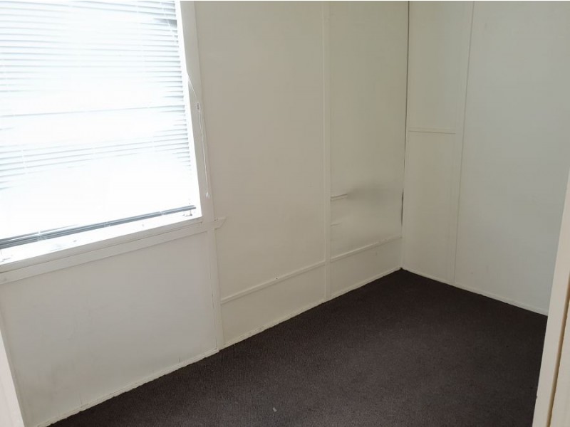 3A Edward Street, One Mile QLD 4305