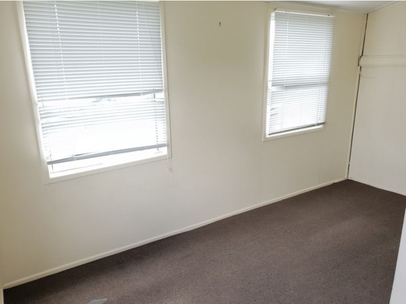 3A Edward Street, One Mile QLD 4305