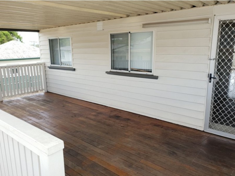 3A Edward Street, One Mile QLD 4305