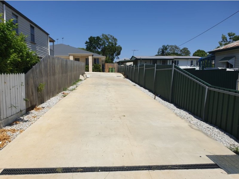 2/3 Edward Street, One Mile QLD 4305