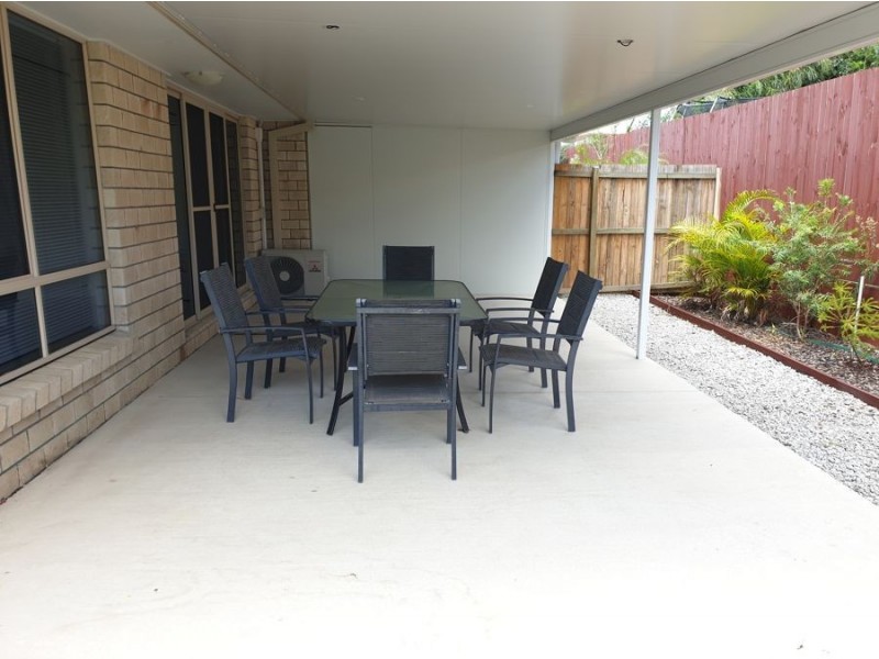 2/3 Edward Street, One Mile QLD 4305