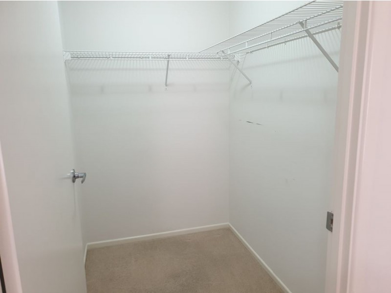 2/3 Edward Street, One Mile QLD 4305