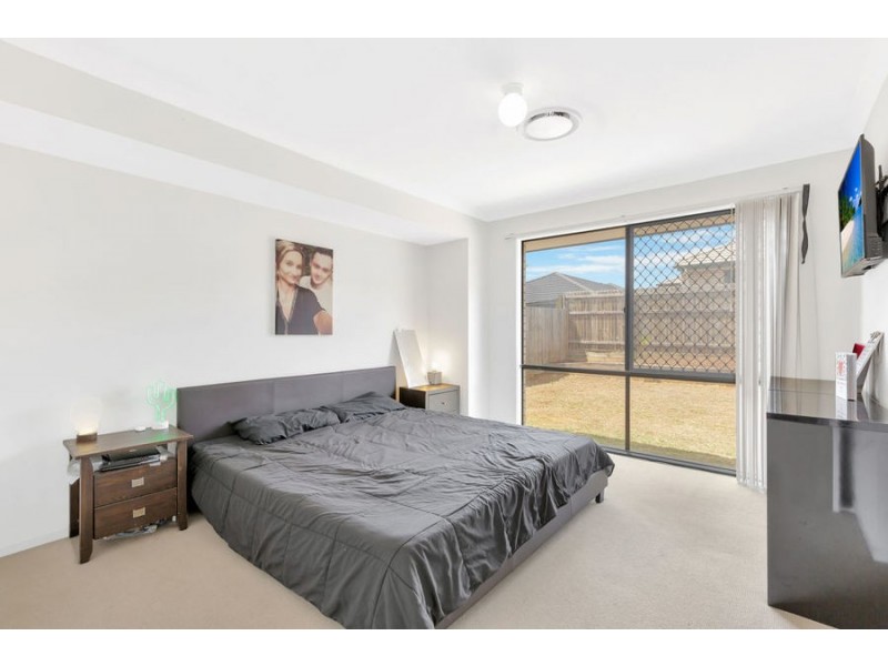 8 Calandra Street, Redbank Plains QLD 4301