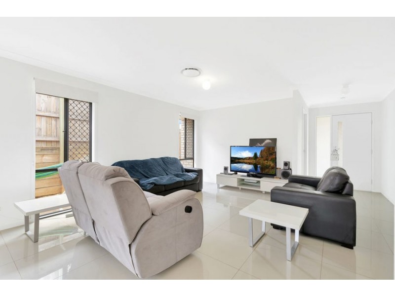 8 Calandra Street, Redbank Plains QLD 4301