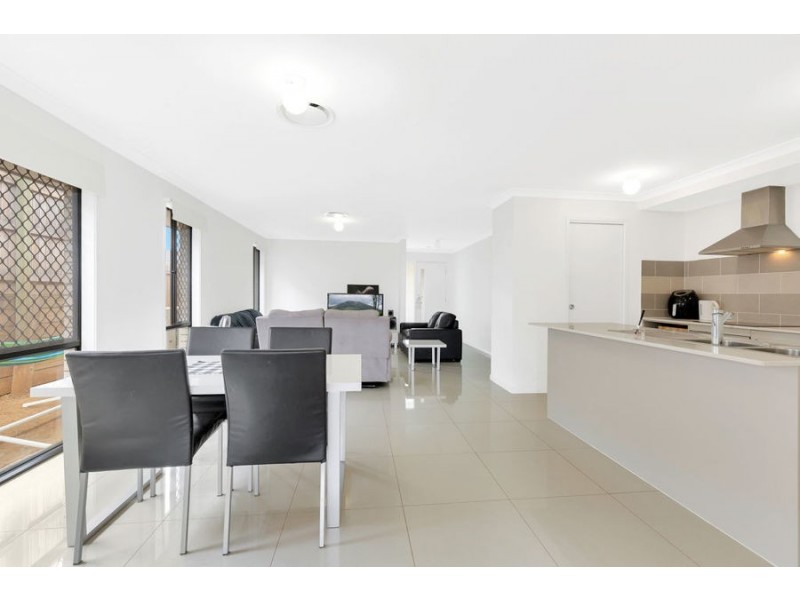 8 Calandra Street, Redbank Plains QLD 4301