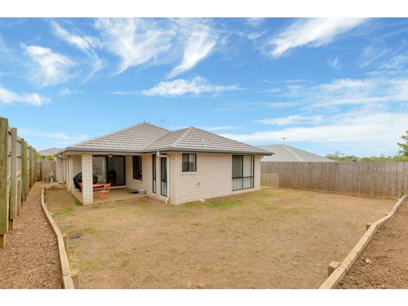 8 Calandra Street, Redbank Plains QLD 4301