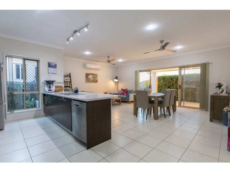 19 The Promenade, Springfield Lakes QLD 4300