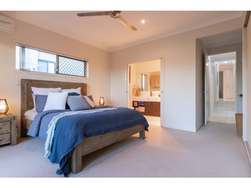 19 The Promenade, Springfield Lakes QLD 4300