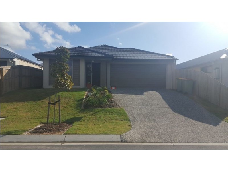 39 Fitzpatrick Circiut, Augustine Heights QLD 4300