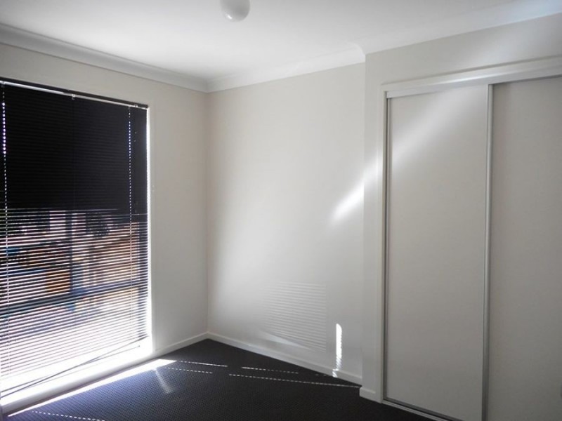 39 Fitzpatrick Circiut, Augustine Heights QLD 4300