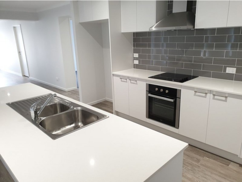 15 Hastings Avenue, Plainland QLD 4341