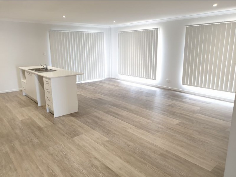 15 Hastings Avenue, Plainland QLD 4341