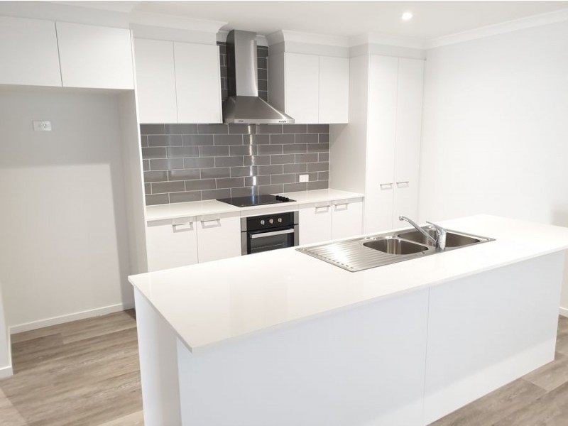 15 Hastings Avenue, Plainland QLD 4341