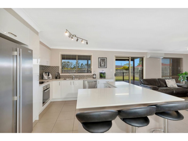 32 High Peak Crescent, Springfield QLD 4300