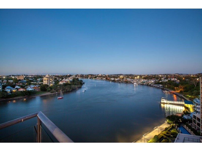 98 Thorn Street, Kangaroo Point QLD 4169