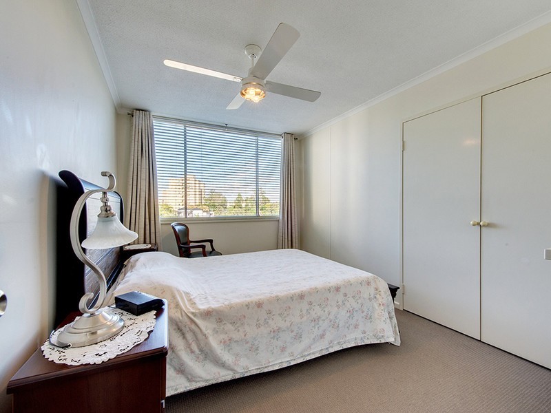 18/82 Sandford Street, St Lucia QLD 4067