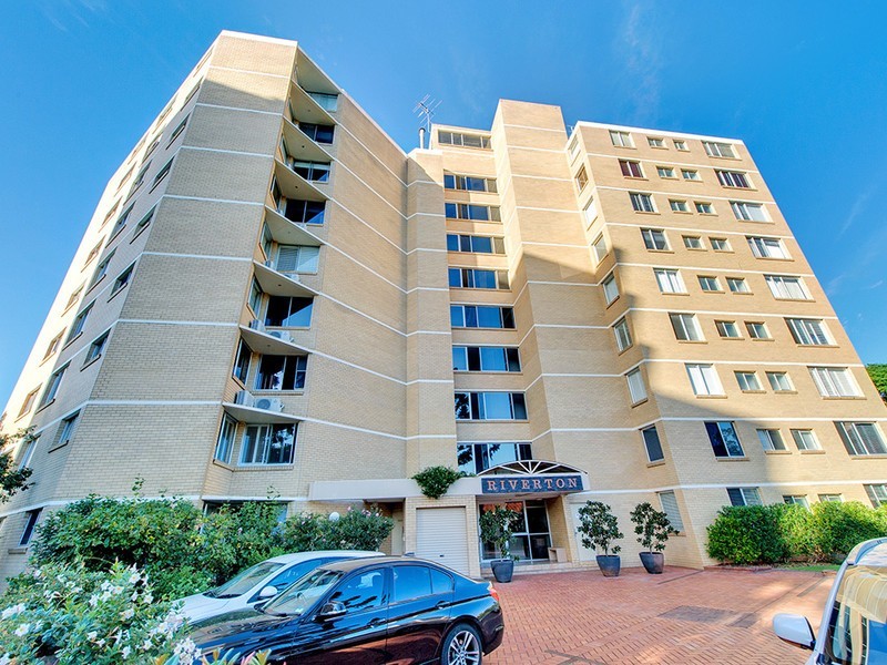 18/82 Sandford Street, St Lucia QLD 4067