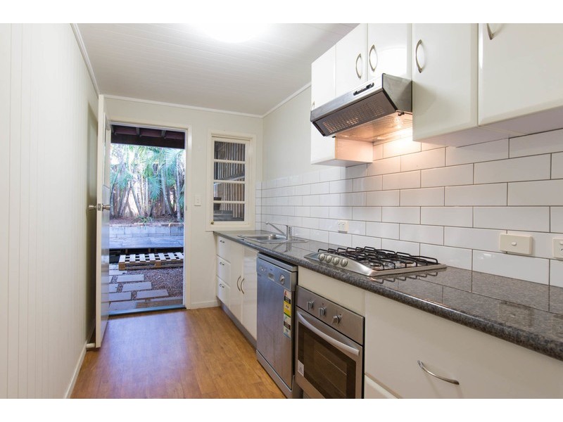 2/35 Bryden, Windsor QLD 4030