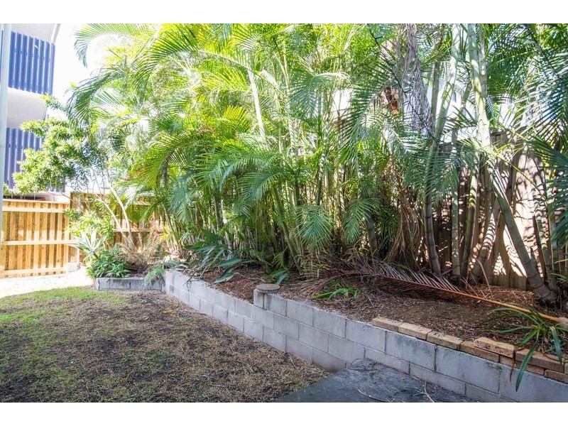 2/35 Bryden, Windsor QLD 4030
