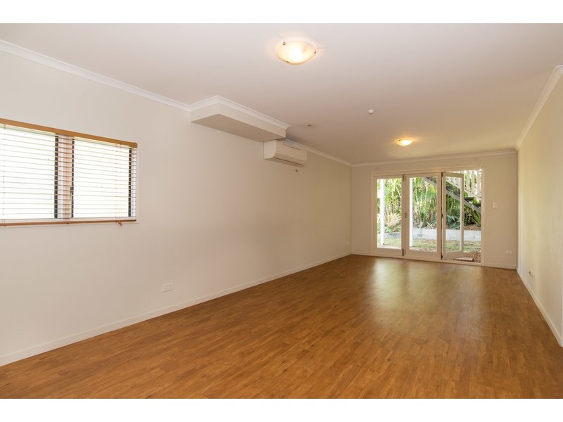 2/35 Bryden, Windsor QLD 4030