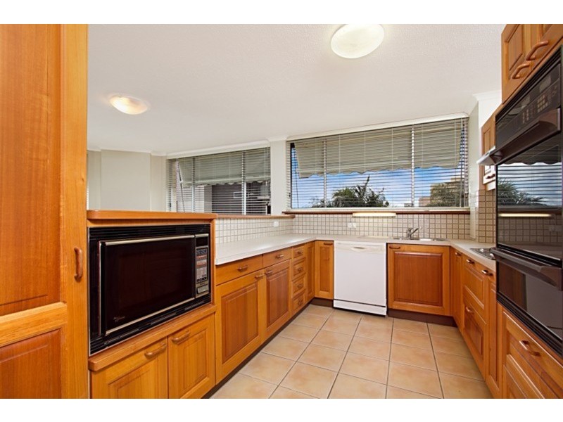 18/82 Sandford Street, St Lucia QLD 4067