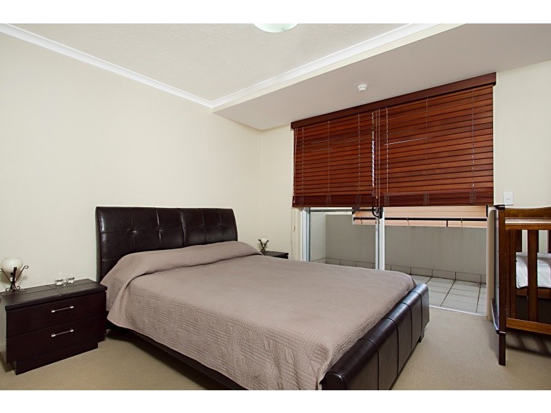 25 Edmondstone Street, South Brisbane QLD 4101