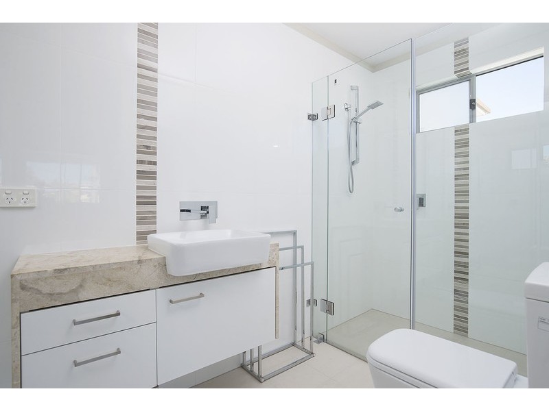 45 Willmington Street, Wooloowin QLD 4030