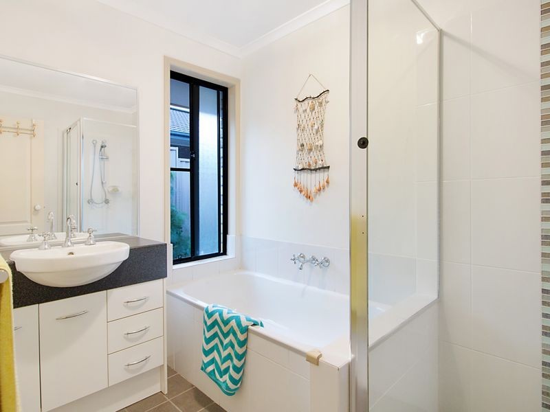 19 Newcastle Drive, Pottsville NSW 2489