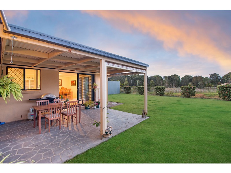 10 Border Crescent, Pottsville NSW 2489