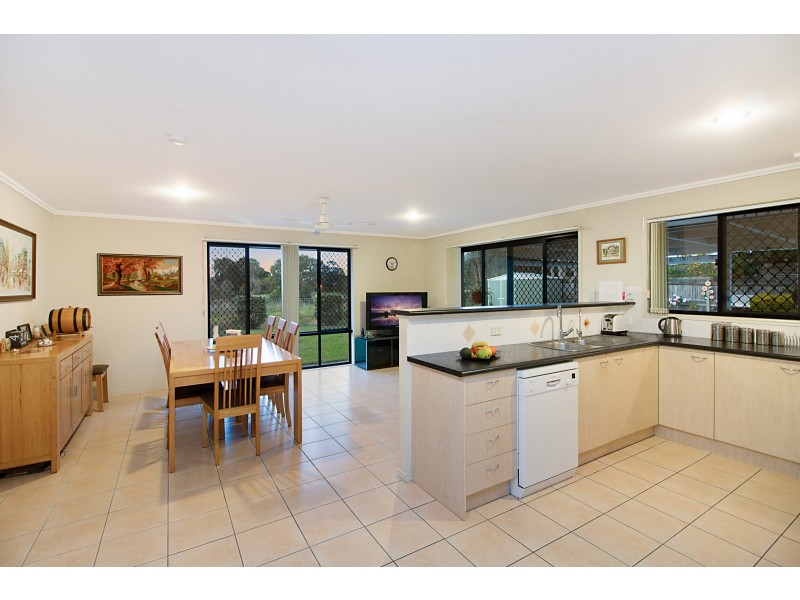 10 Border Crescent, Pottsville NSW 2489