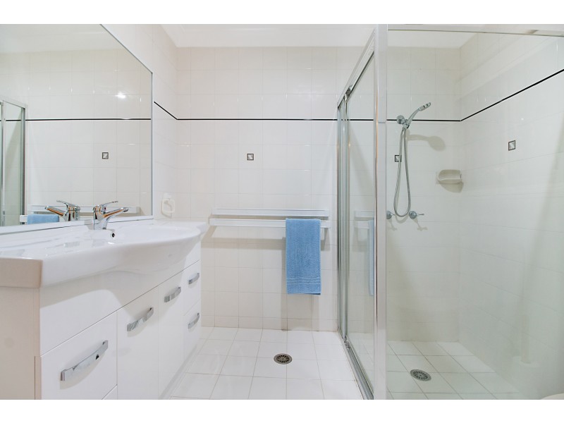 2/2 Buckingham Drive, Pottsville NSW 2489