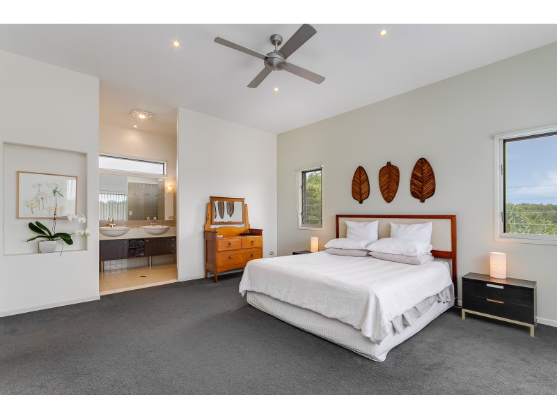 596 Casuarina Way, Casuarina NSW 2487