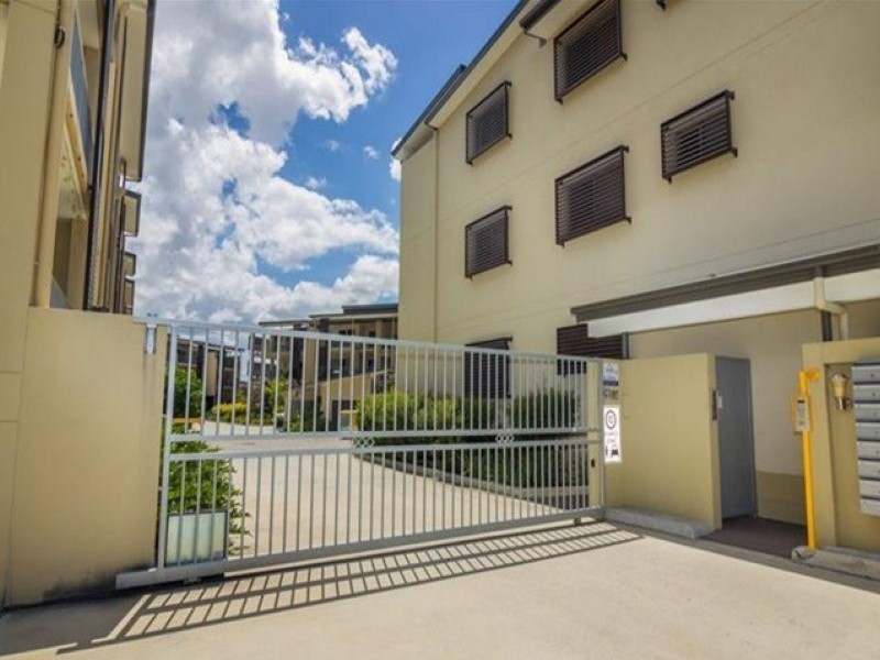 Nundah QLD 4012
