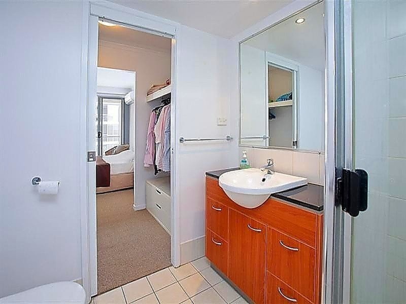 23/6-10 Manning Street, South Brisbane QLD 4101