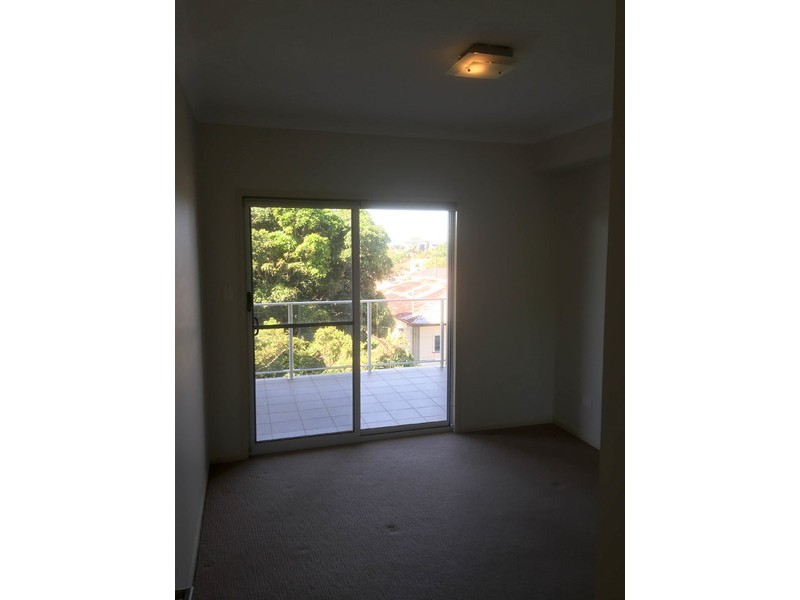 26 Sydney, Redcliffe QLD 4020