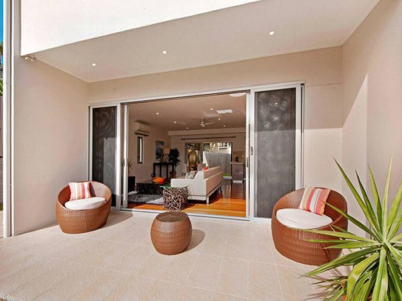 7 Doyle Street, Coorparoo QLD 4151